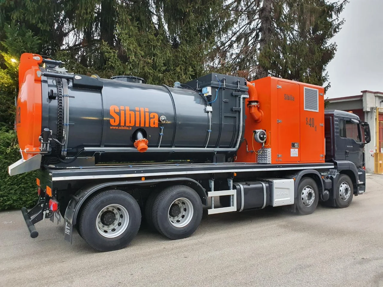 S40 – Truck-mounted units – 10