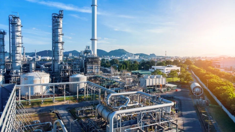 Petrochemicals and refineries 